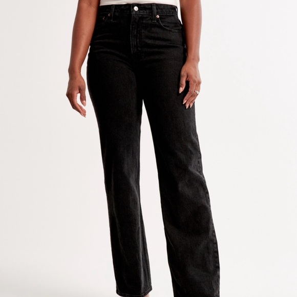 Curve Love High Rise 90’s Relaxed Jean - Picture 6 of 10